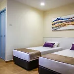 Hotel 81 Cosy