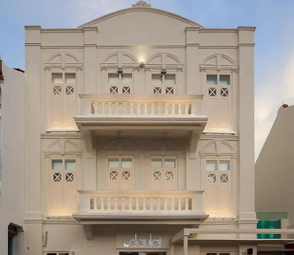 The Daulat By Hotel Calmo