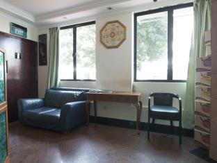 Golden Star Hotel