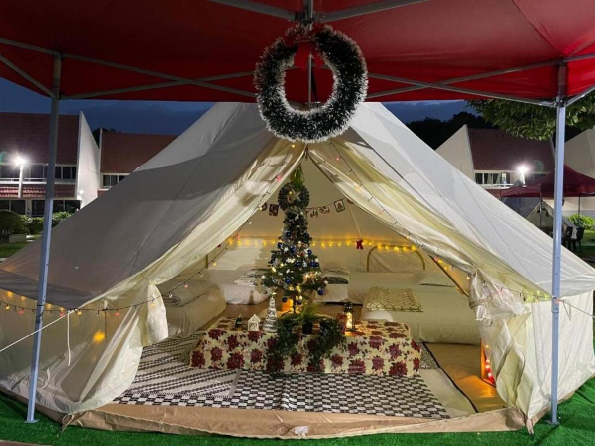 Seaside Glamping@heritage Chalet Singapore