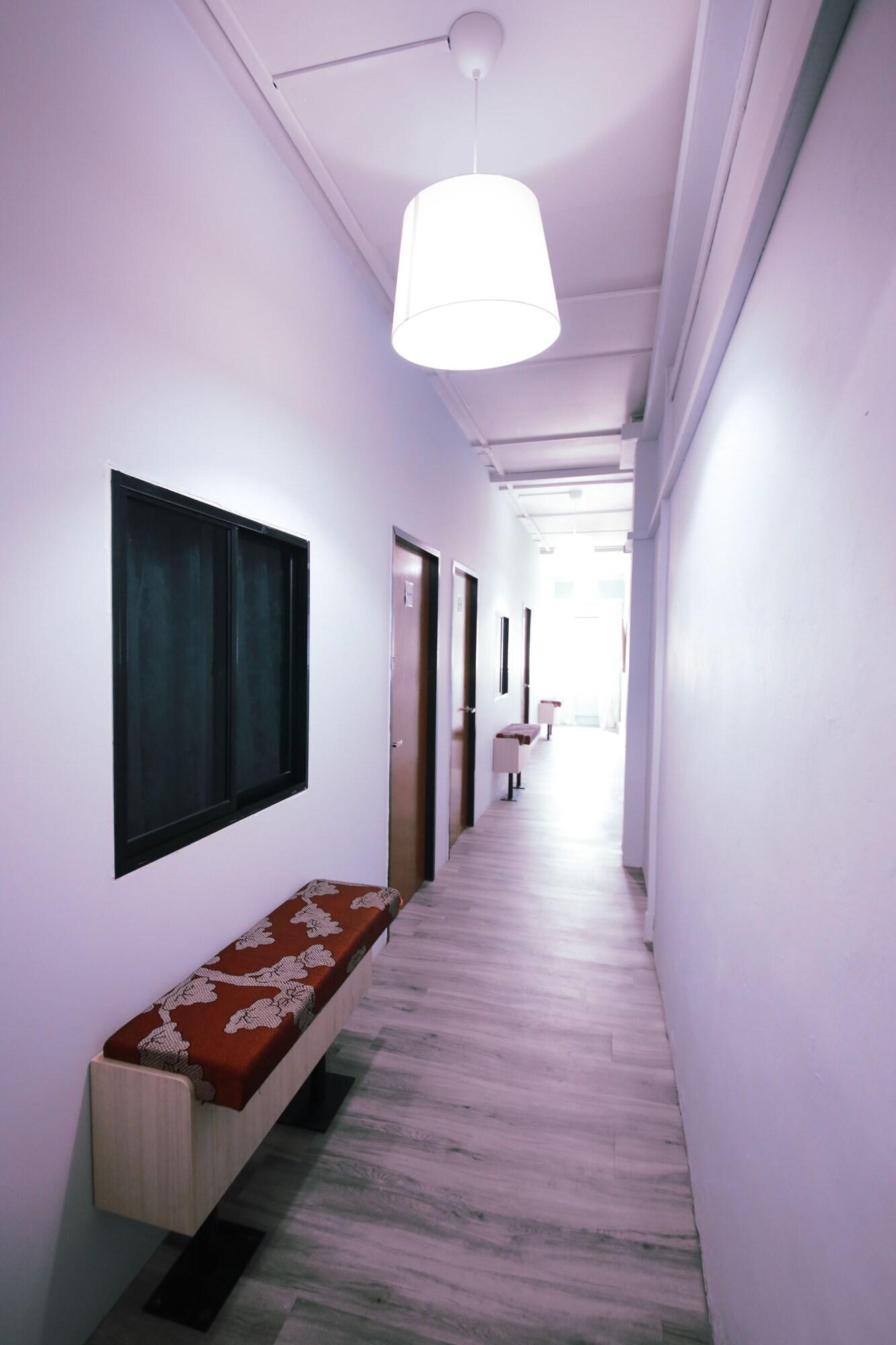 Hostel Moni Gallery *