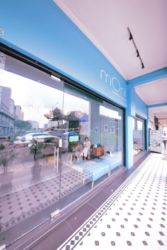 Hostel Moni Gallery *