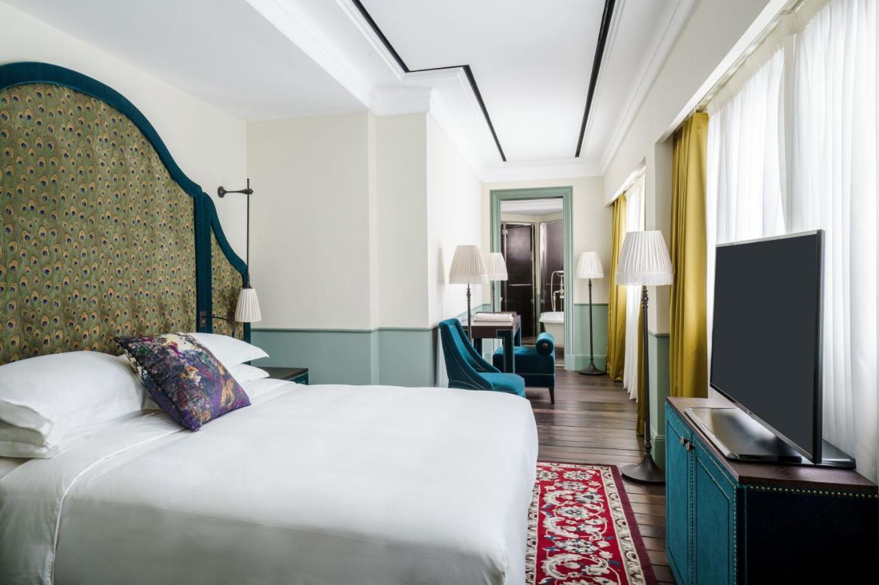 Maxwell Reserve Singapore, Autograph Collection 5*