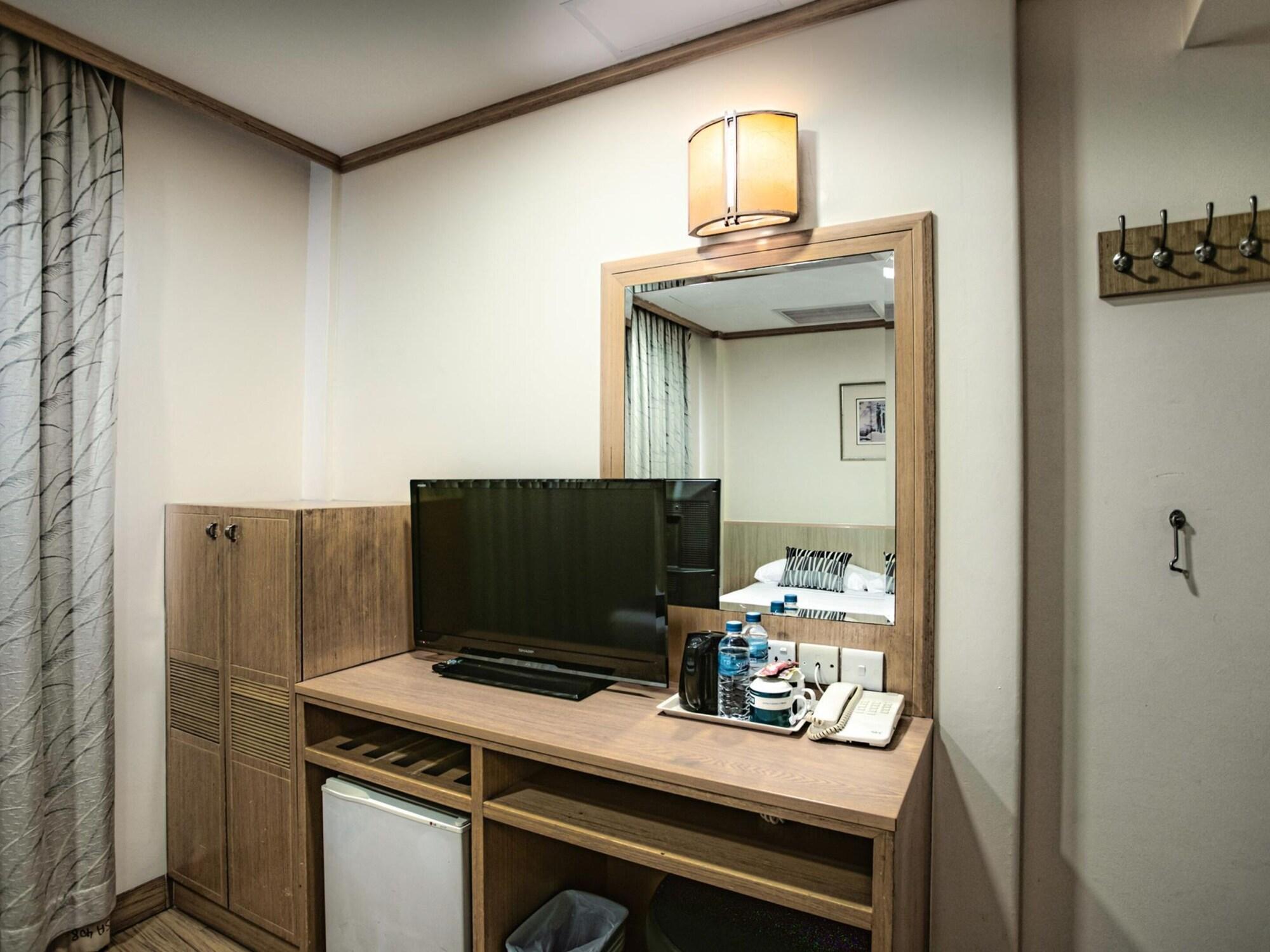 81 Sakura Hotel 2*