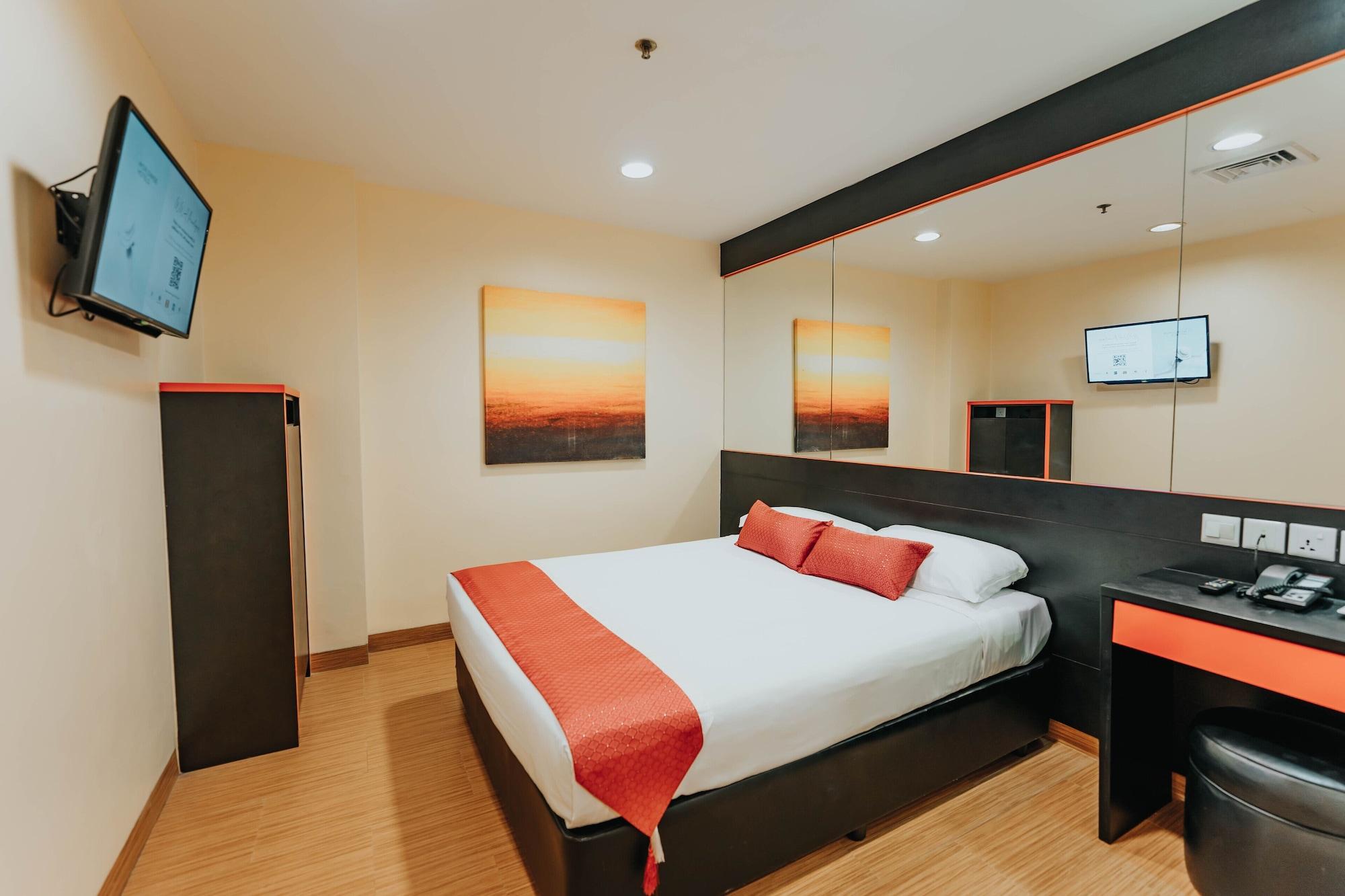 81 Heritage 2* Singapore