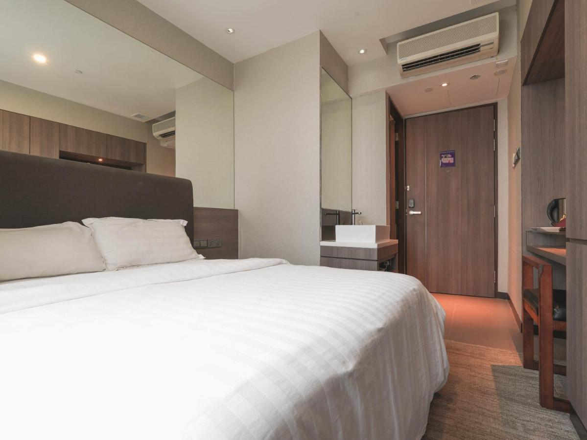 Amrise Kitchener Hotel