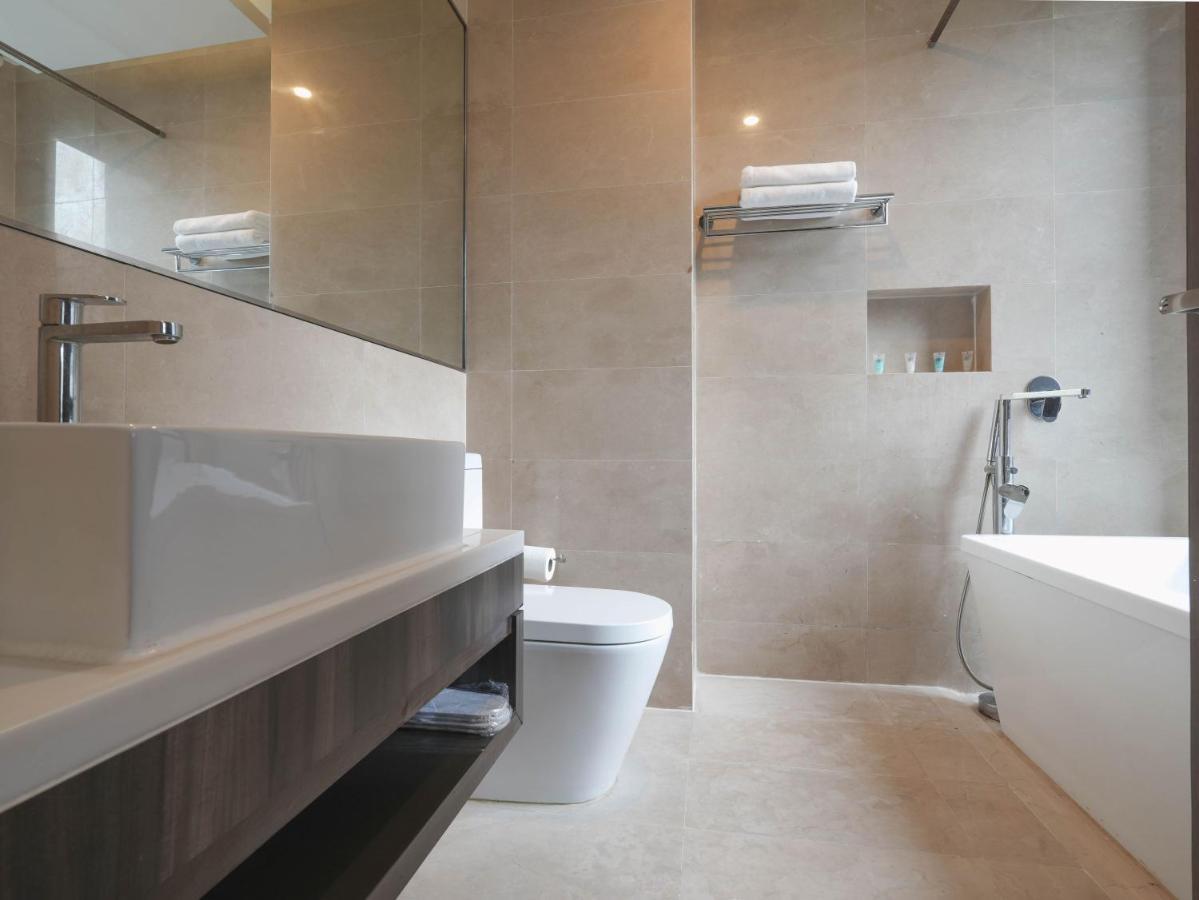 Hotel Amrise Kitchener 3*