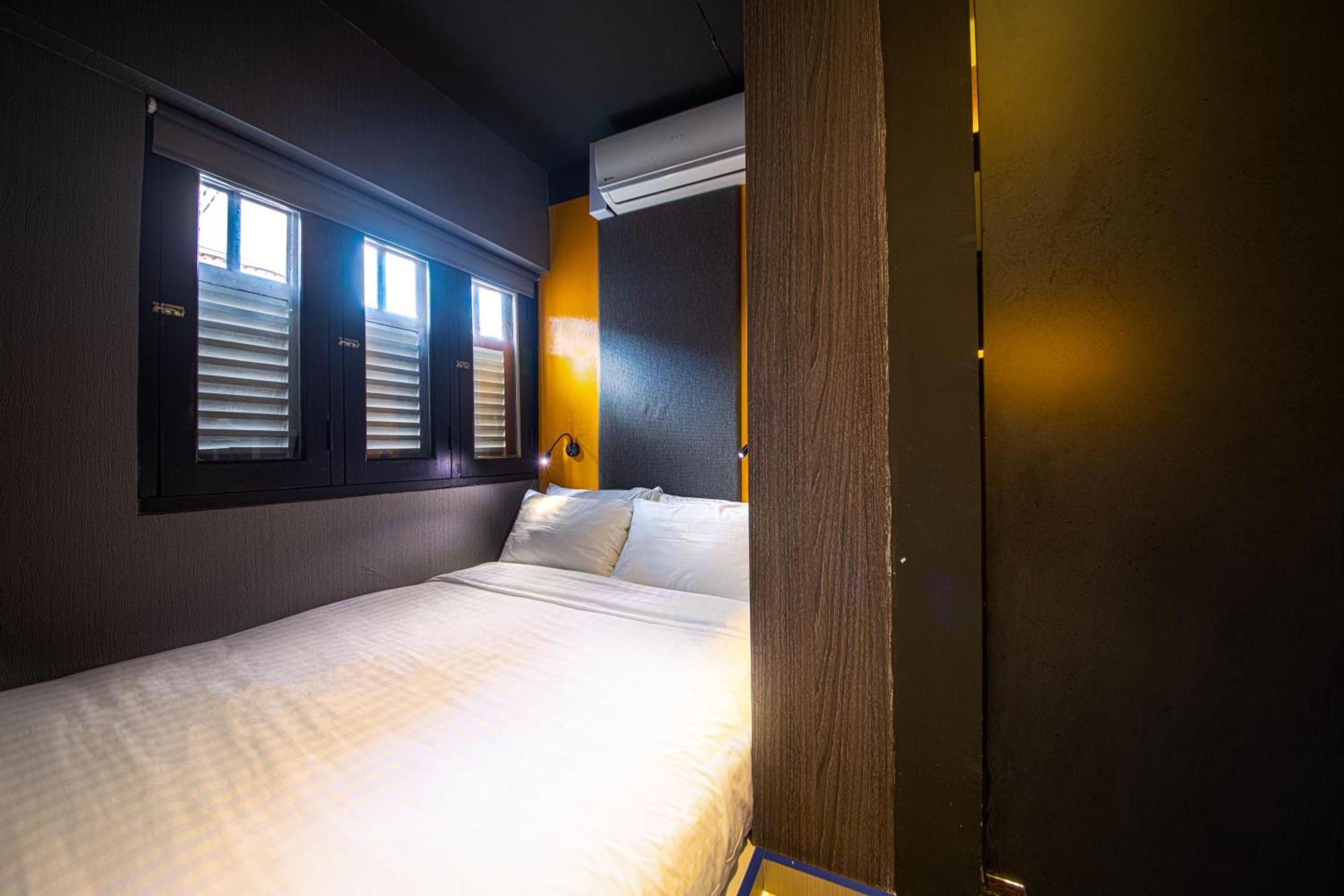 Cube Family Boutique Capsule At Chinatown Capsule hotel