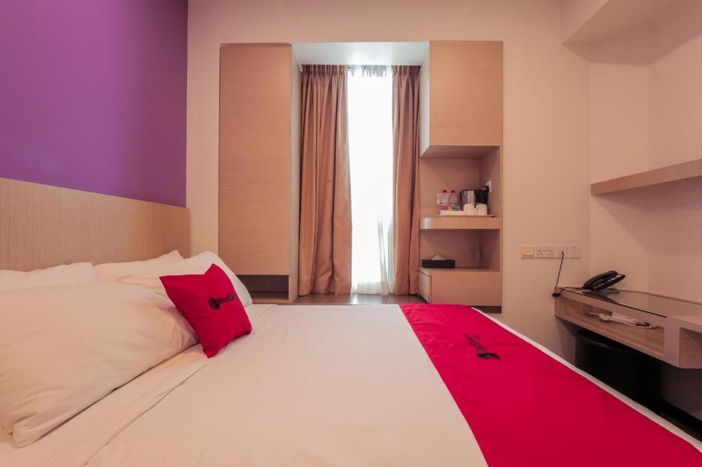 Reddoorz Premium @ Balestier 3*