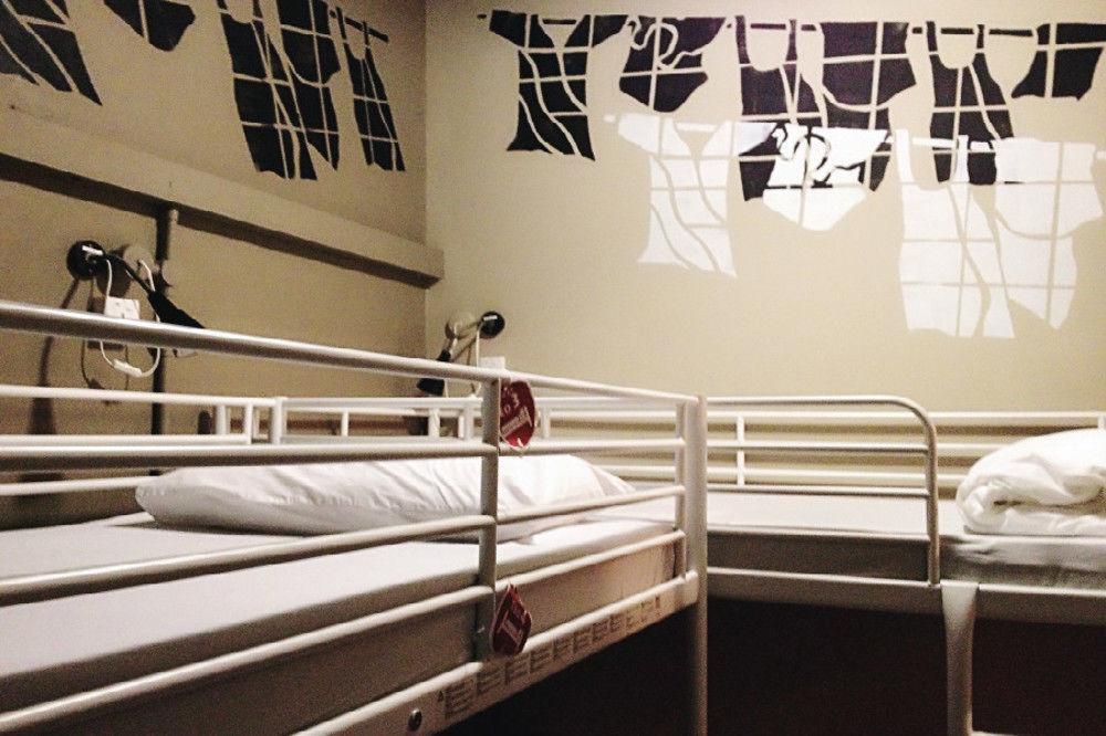 Beds & Dreams Hostel Singapore