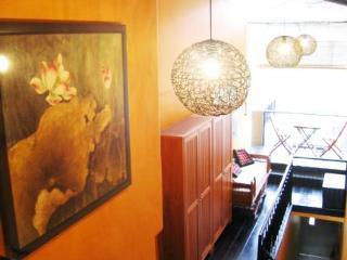 Moni Gallery Singapore