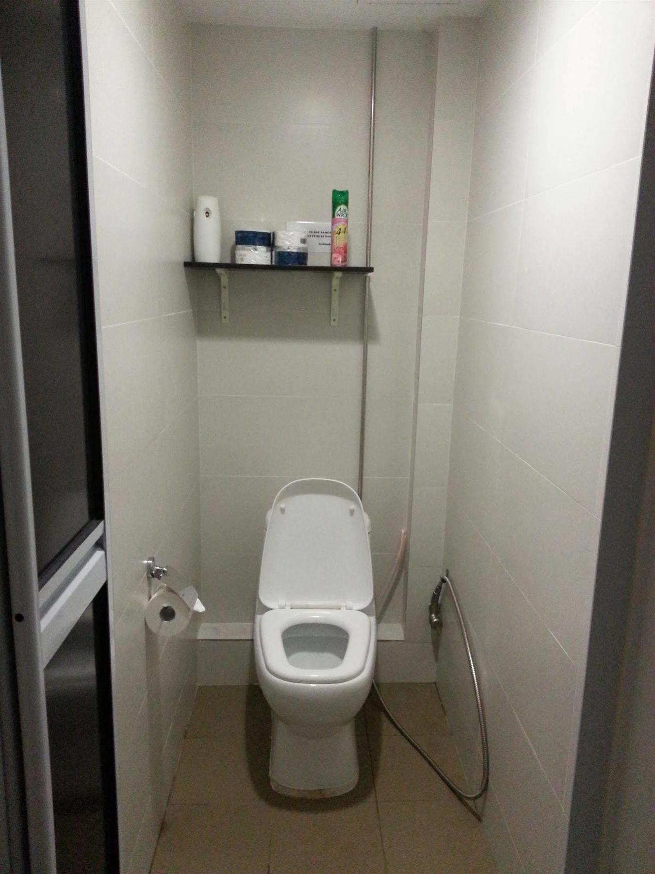 Hostel Gusti *