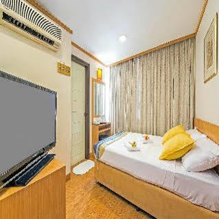 81 Sakura Hotel 2*