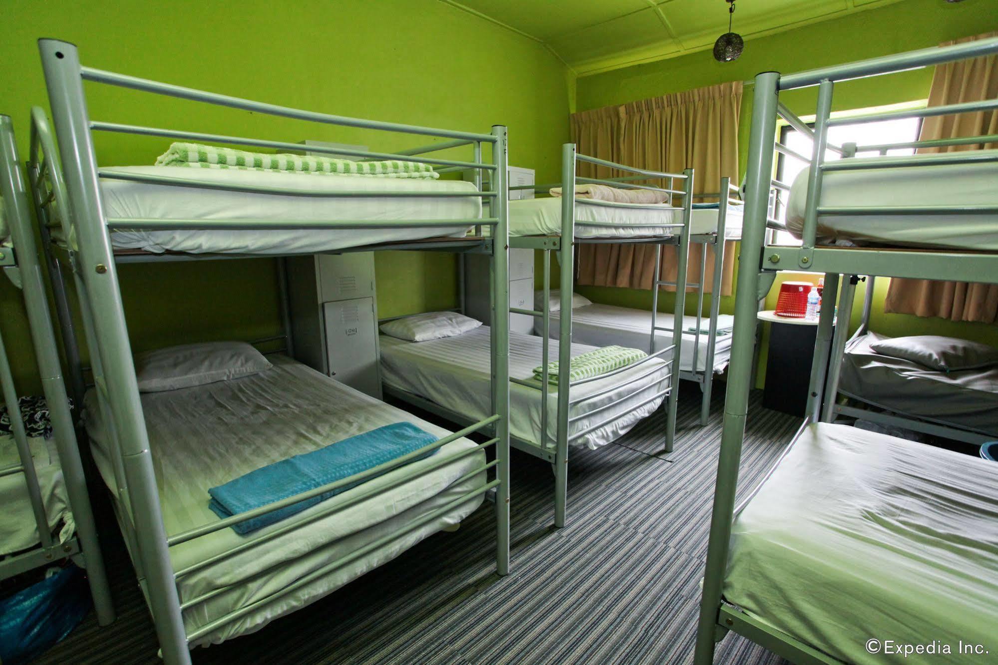 Hostel Moni Gallery *