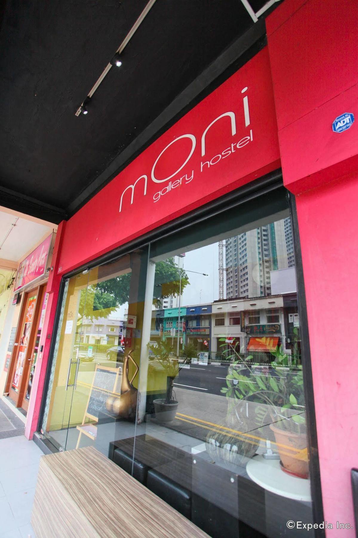 Moni Gallery * Singapore