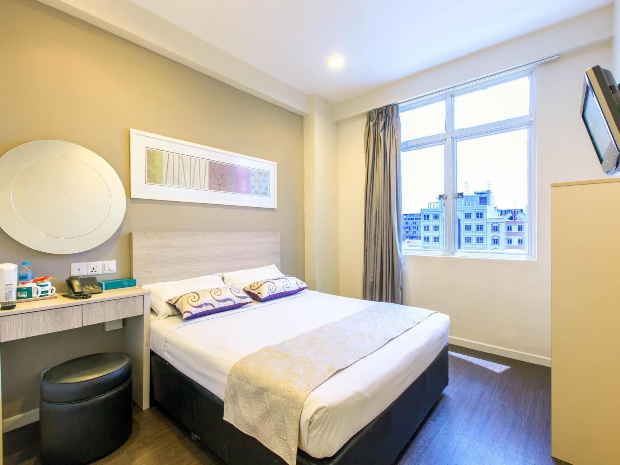 81 Lucky Hotel