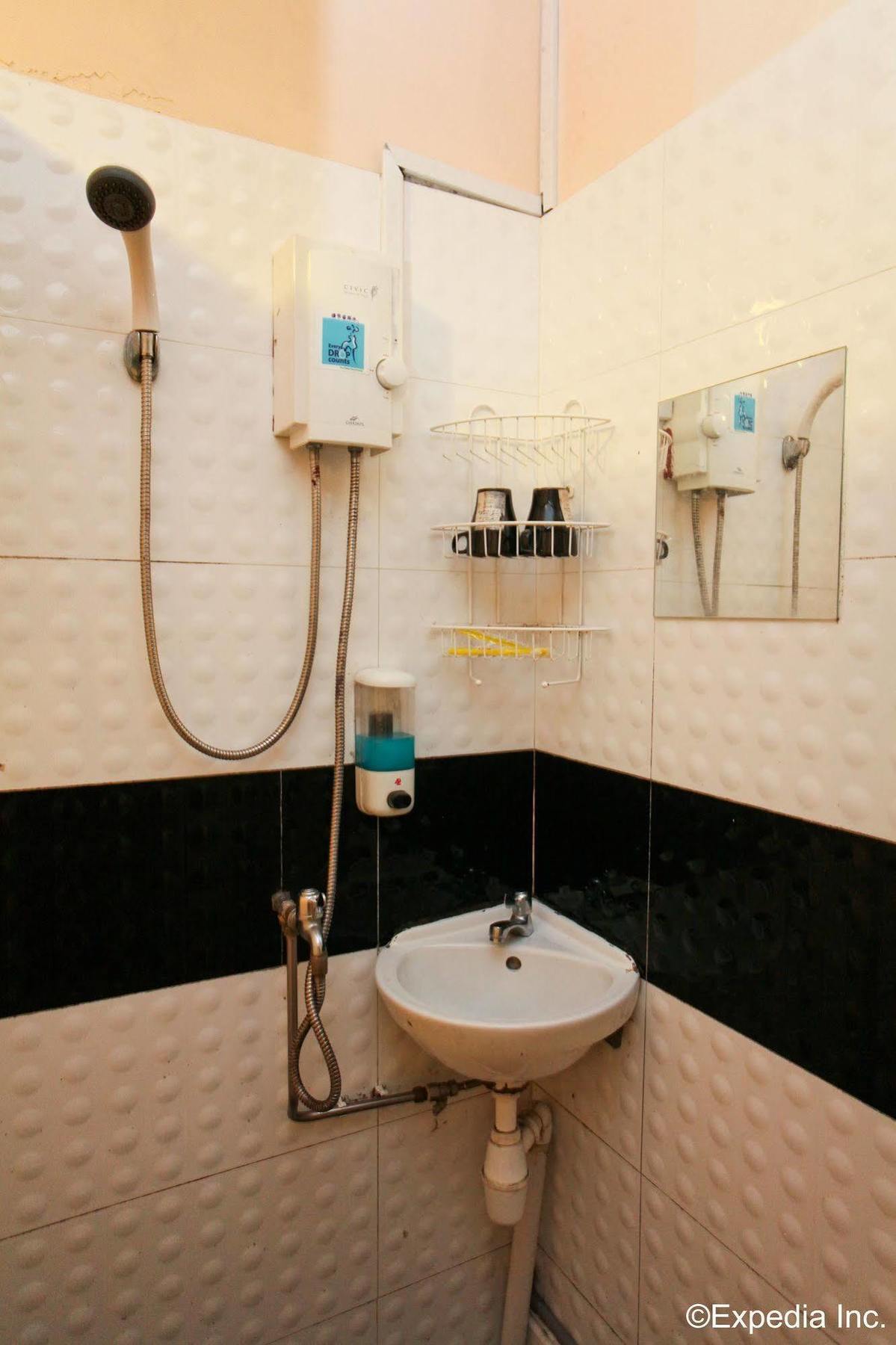 Capsule hotel Cube Family Boutique Capsule At Chinatown 2*