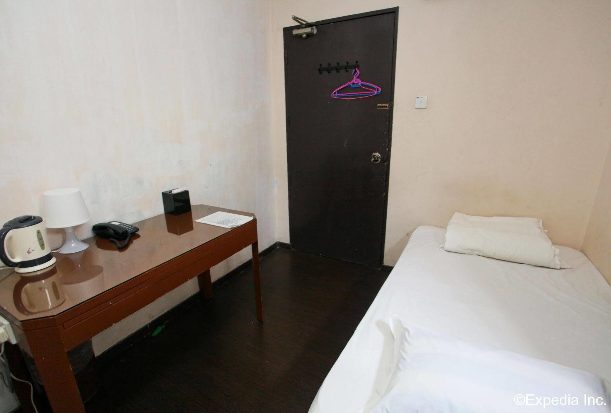 Cube Family Boutique Capsule At Chinatown Capsule hotel