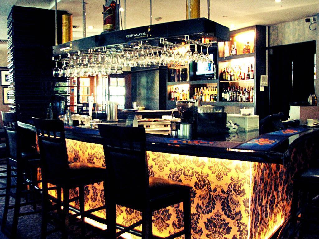 The At Recreation Club Hotel