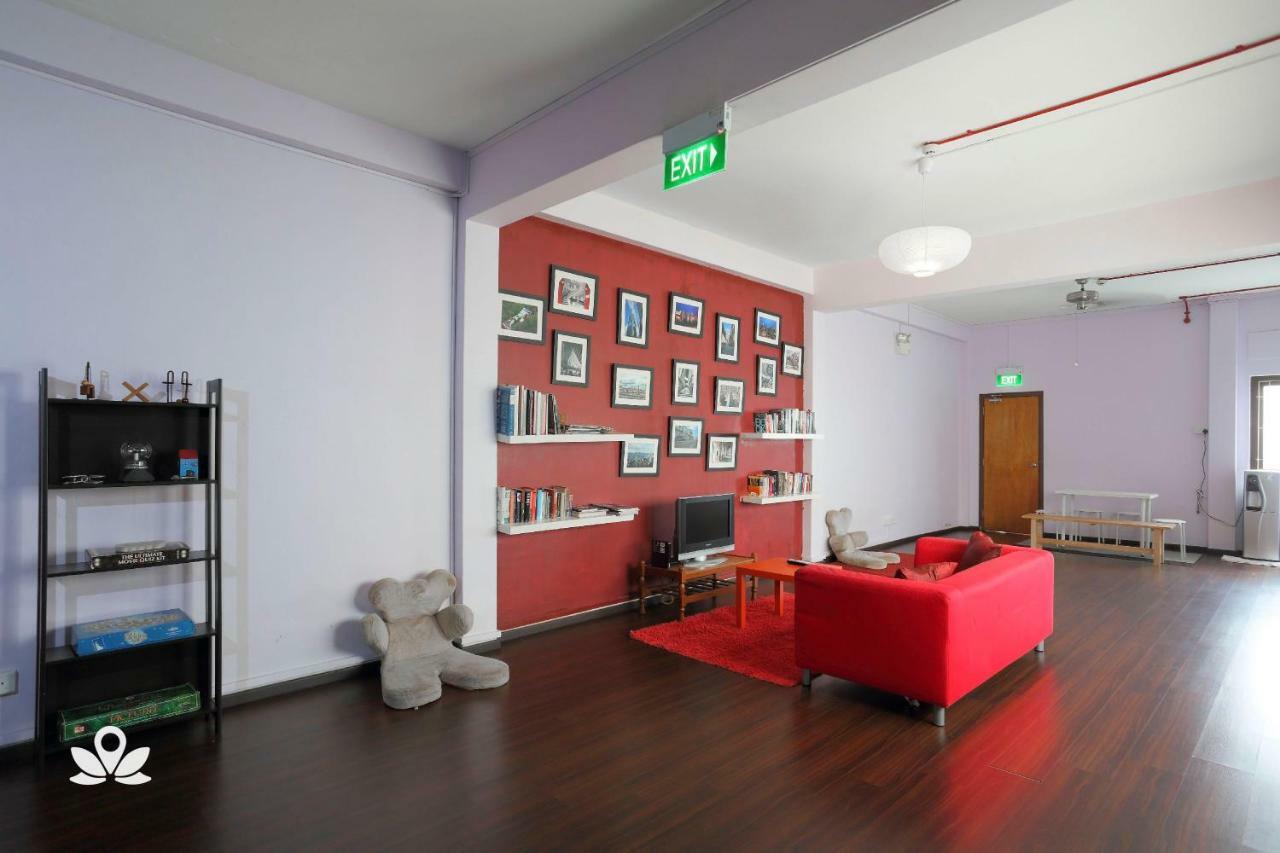 Gusti Hostel Singapore