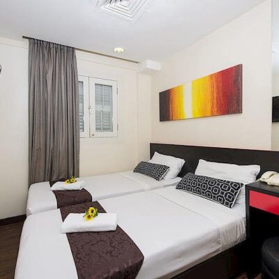 81 Heritage 2* Singapore