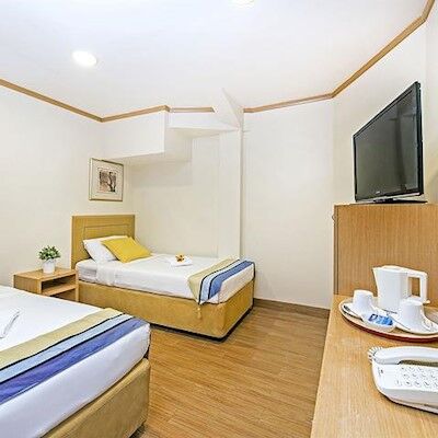 Hotel 81 Sakura