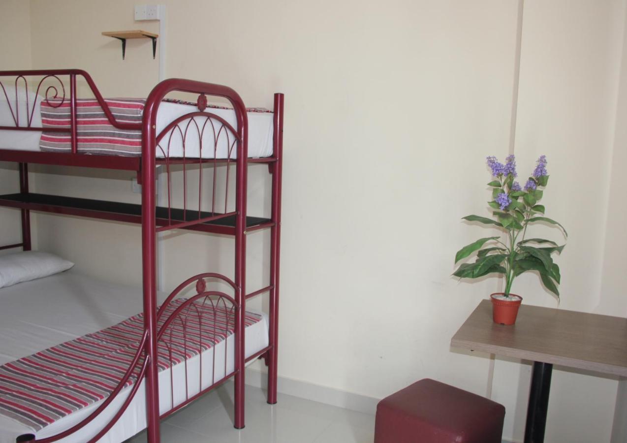 Hostel Mitraa