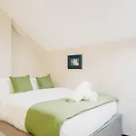 A Hotel Chinatown, Formerly Hotel 1929 - Newly Renovated