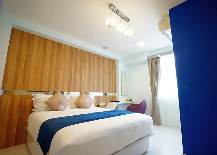 five/6 Hotel Splendour