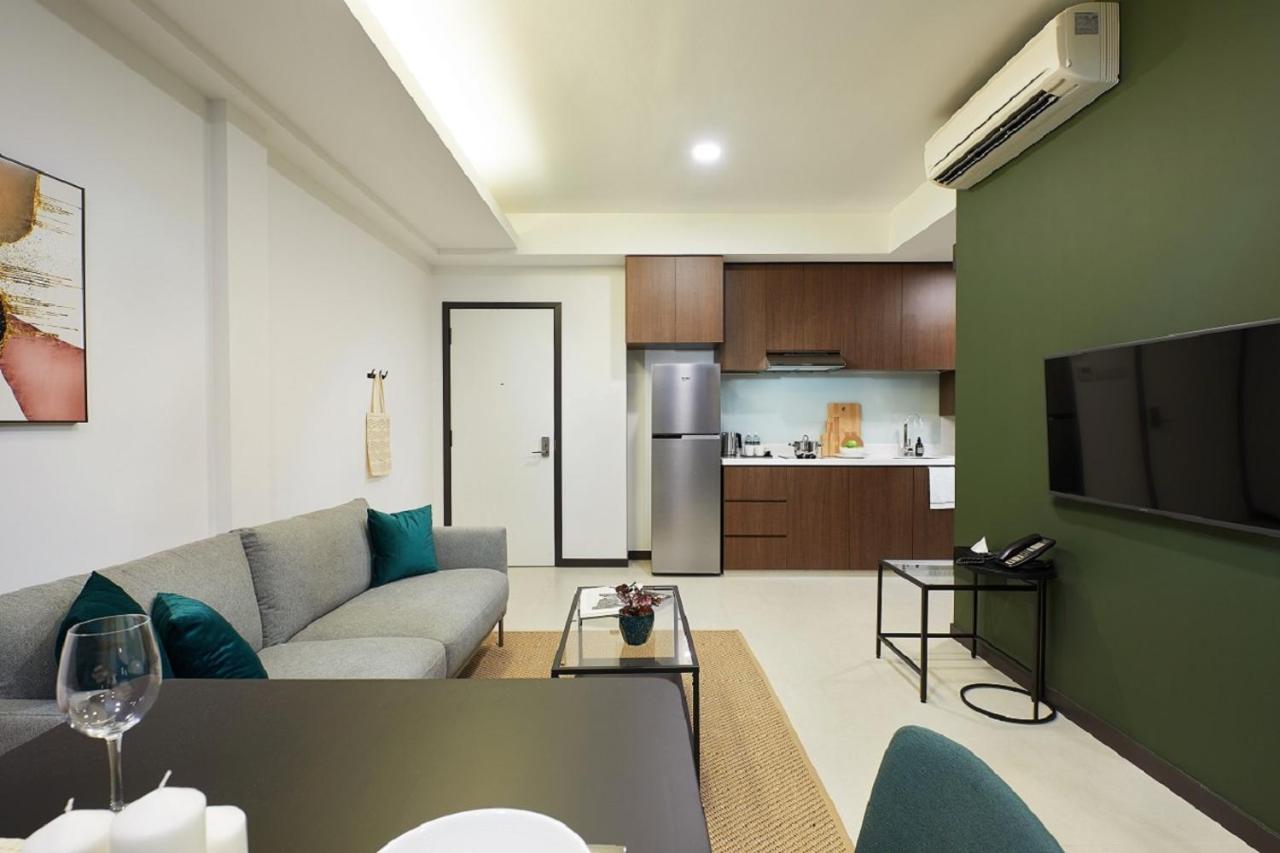 Aparthotel The Initial
