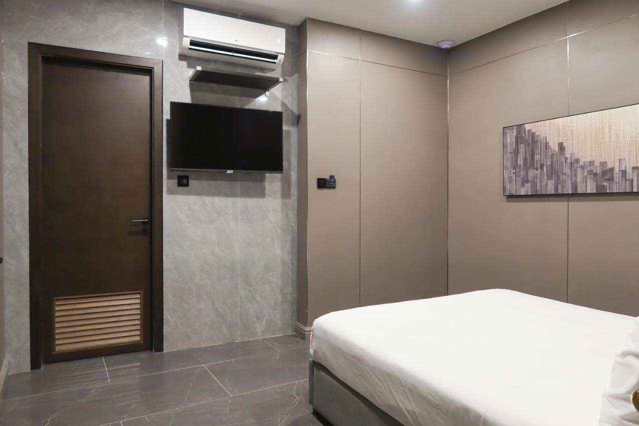 Apartment Recharge &