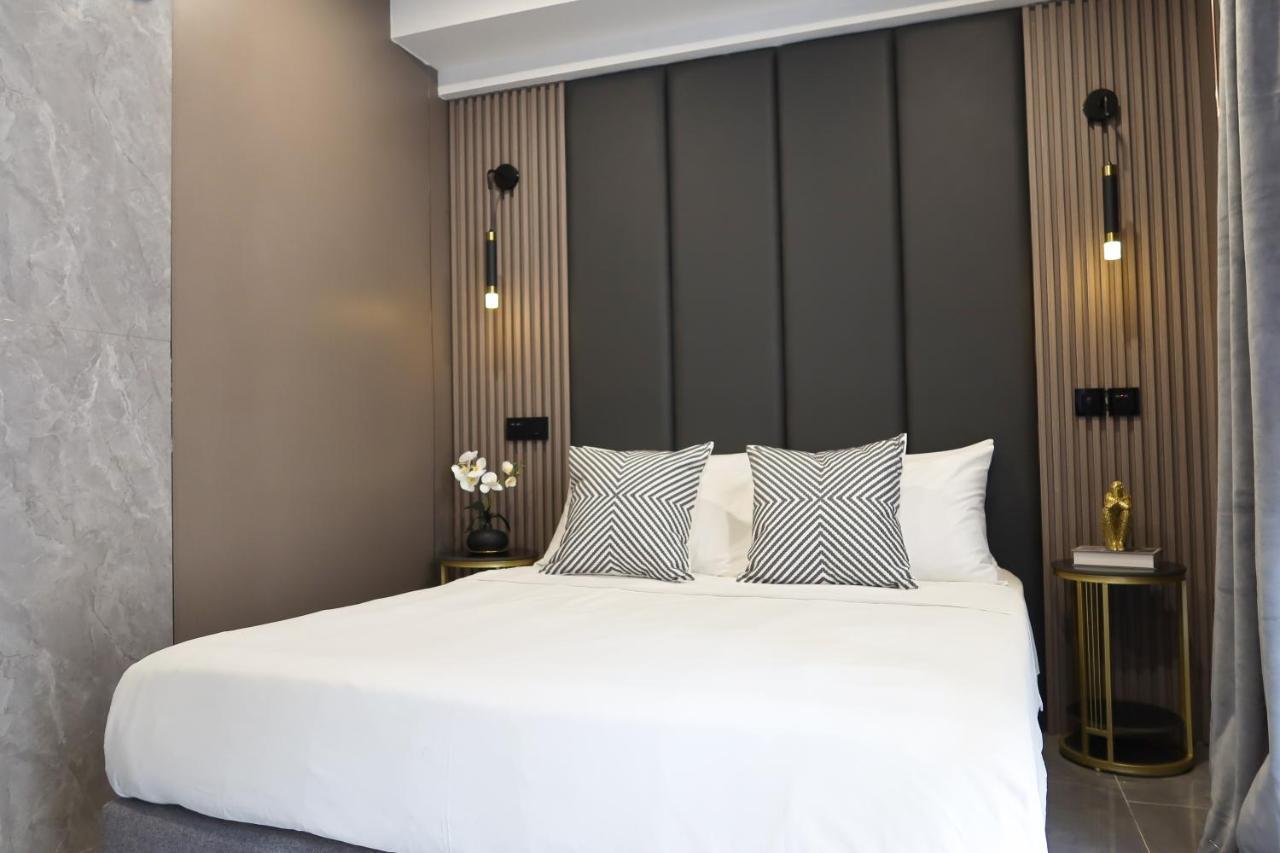 Recharge & Apartment Singapore