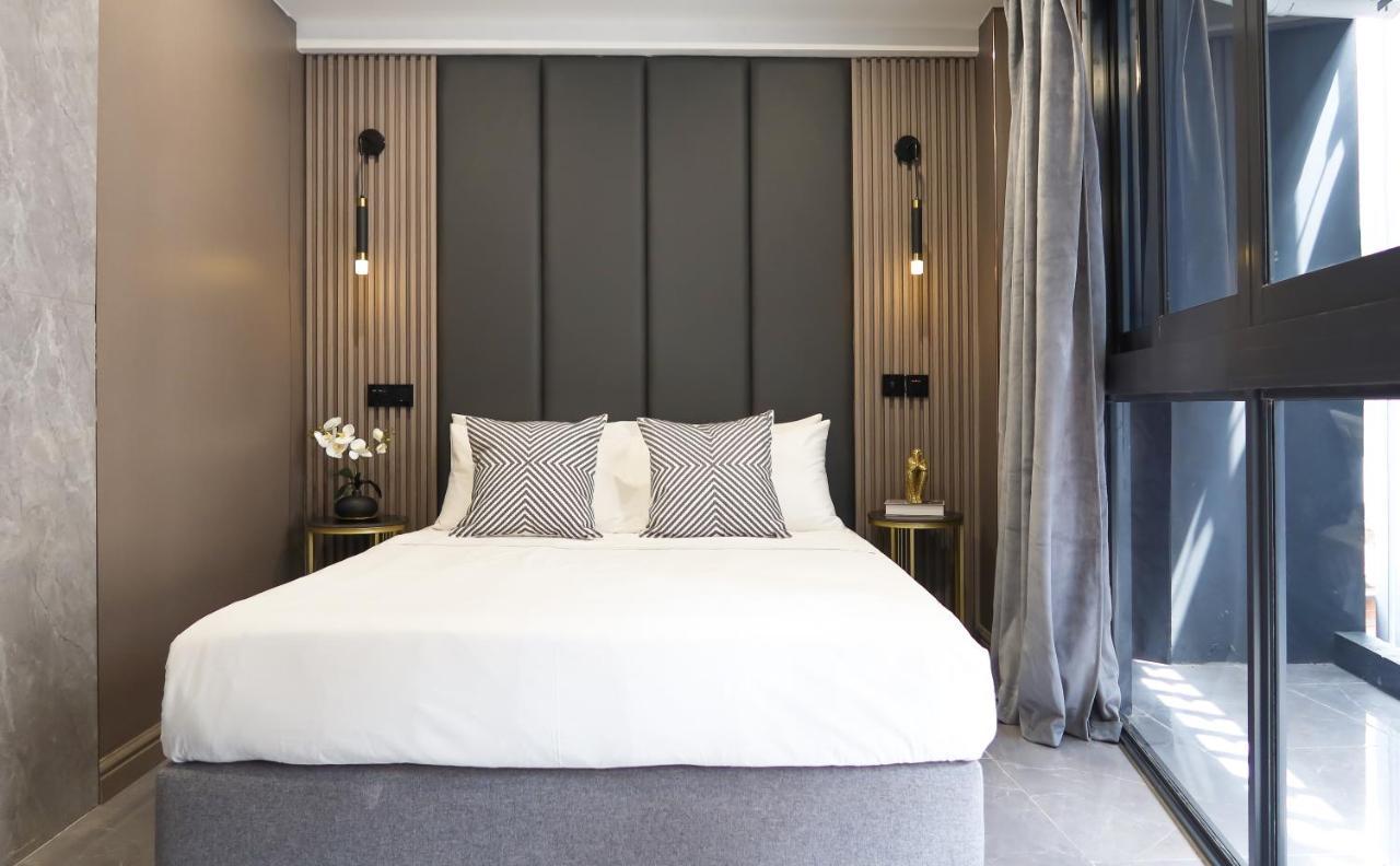 Apartment Recharge & Singapore