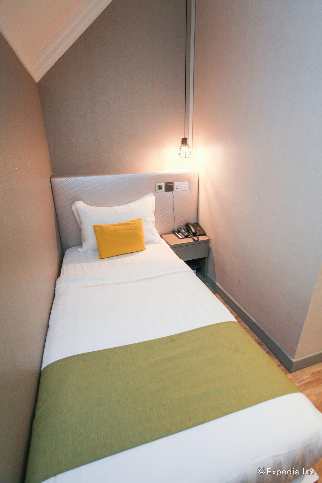 Champion Hotel