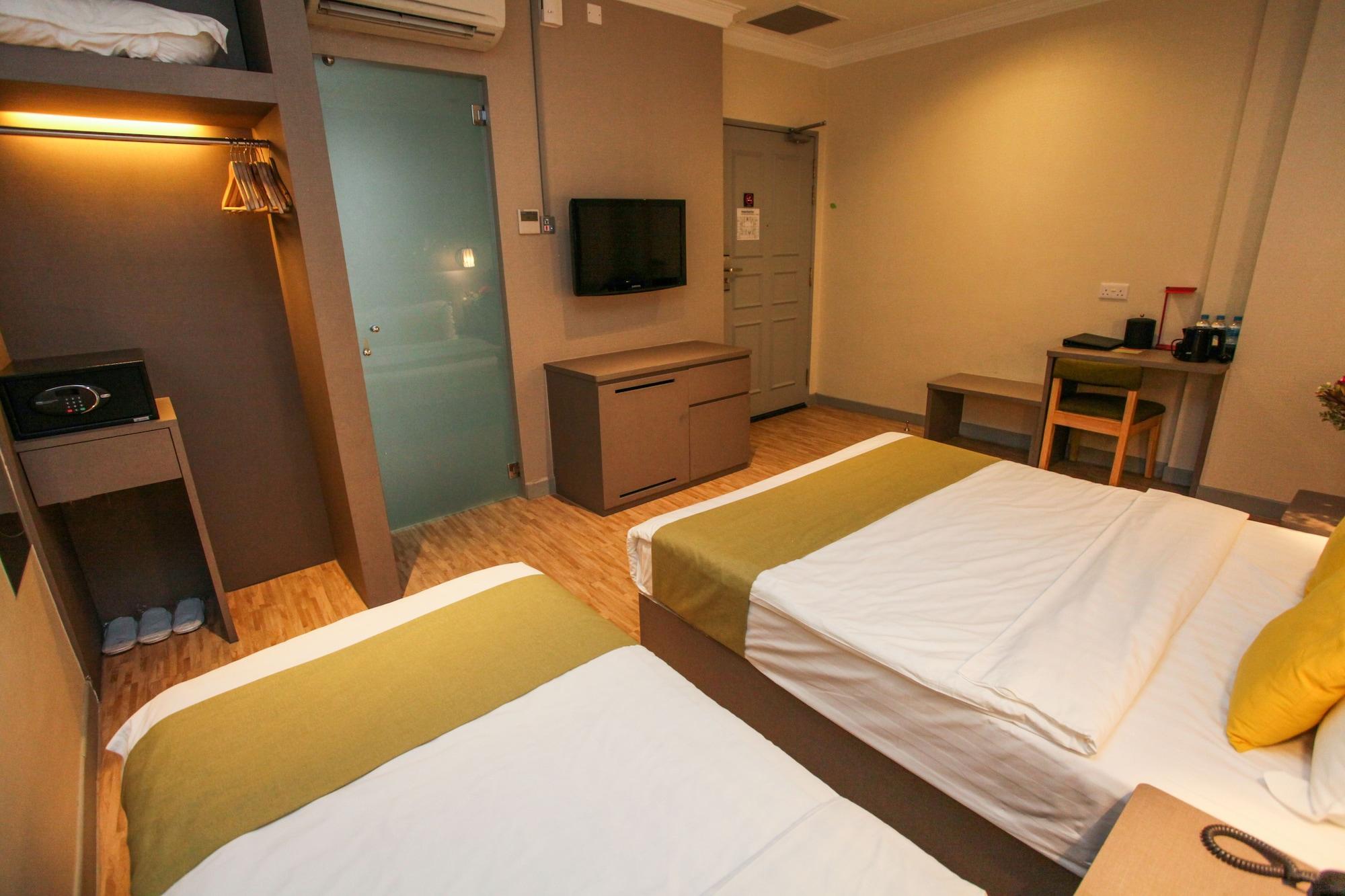Hotel Champion