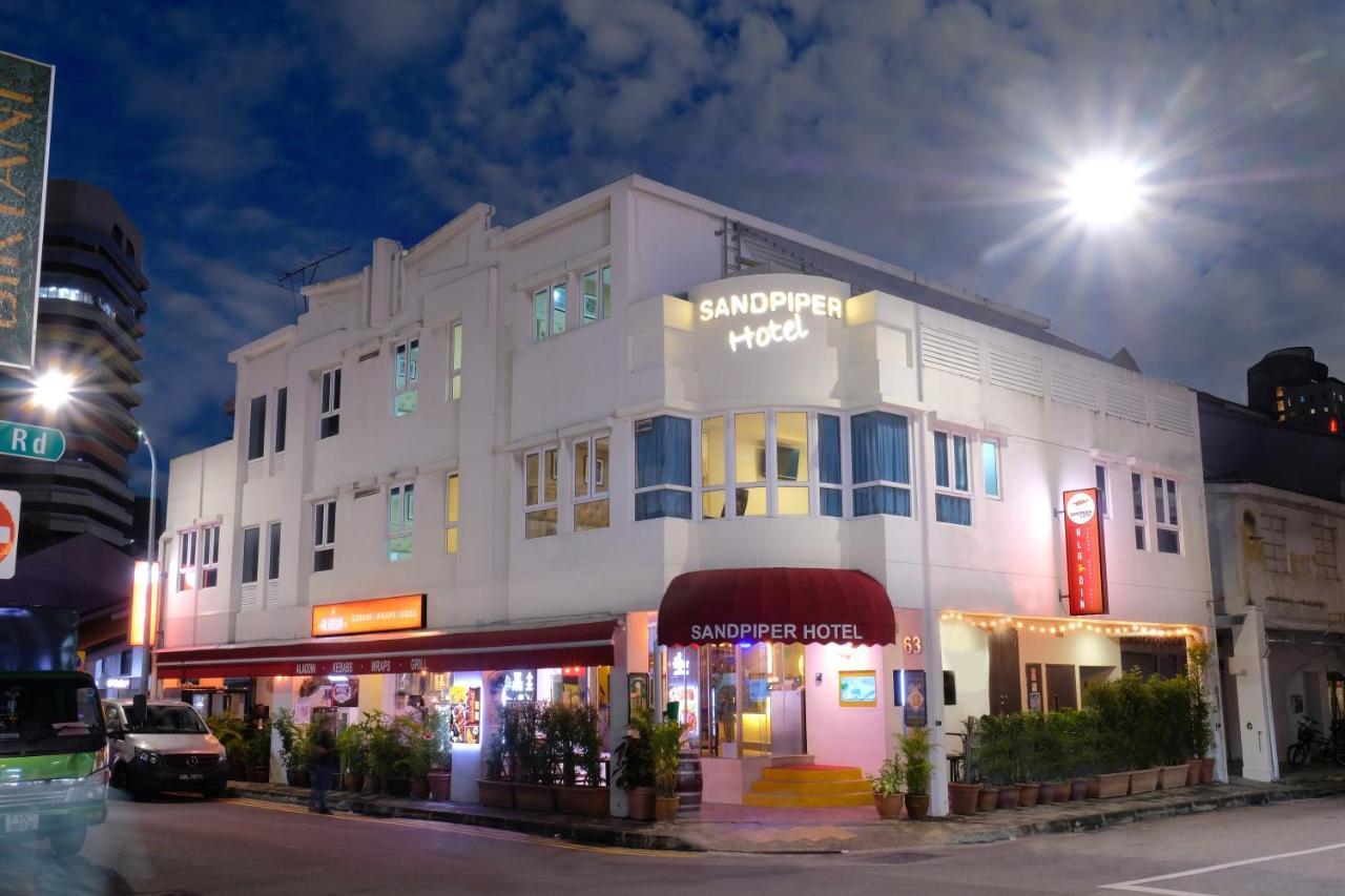 Single Sharing And Short At Sandpiper Singapore