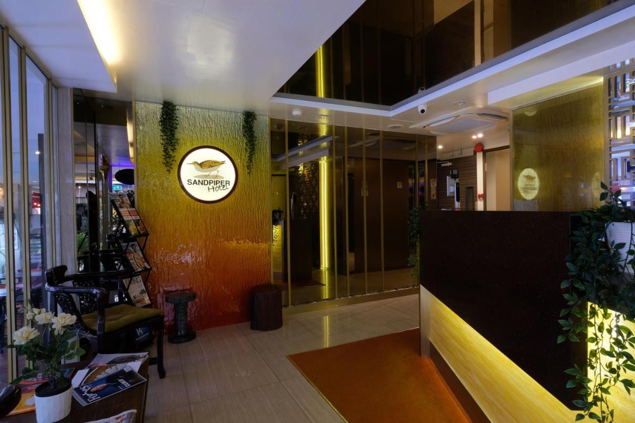 Hotel Single Sharing And Short At Sandpiper