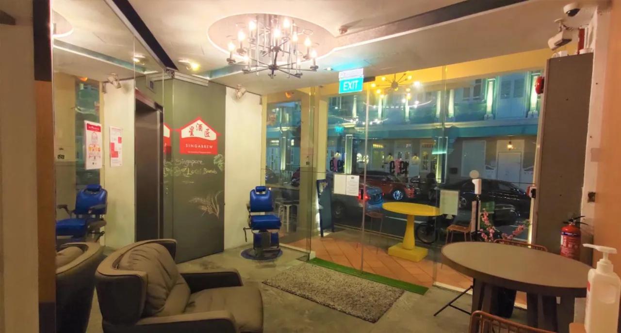 A Chinatown, Formerly 1929 - Newly Renovated Hotel 3*