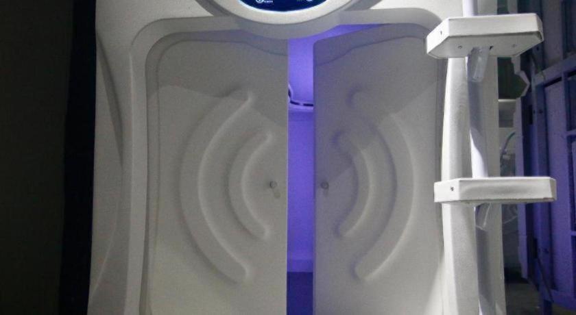 Met A Space Pod @ Chinatown Hostel Singapore