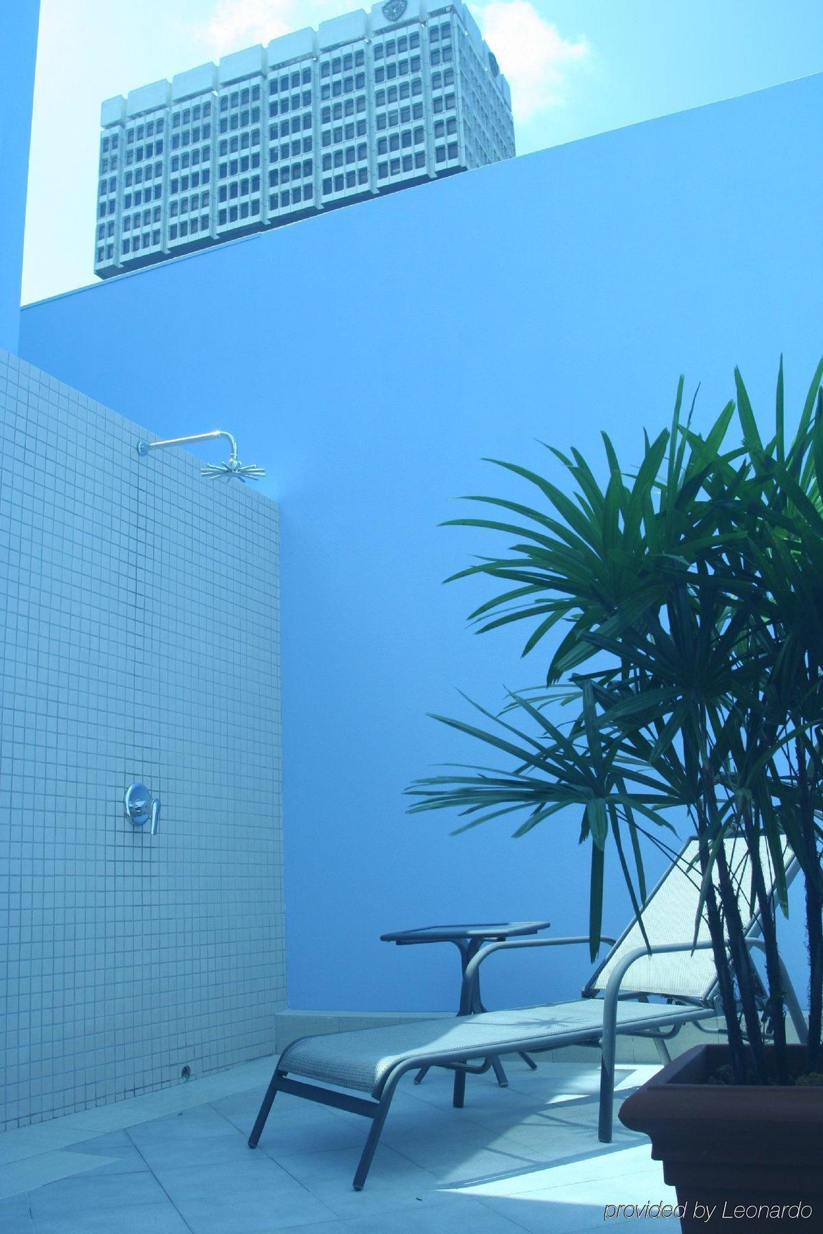 81 Bugis 2* Singapore
