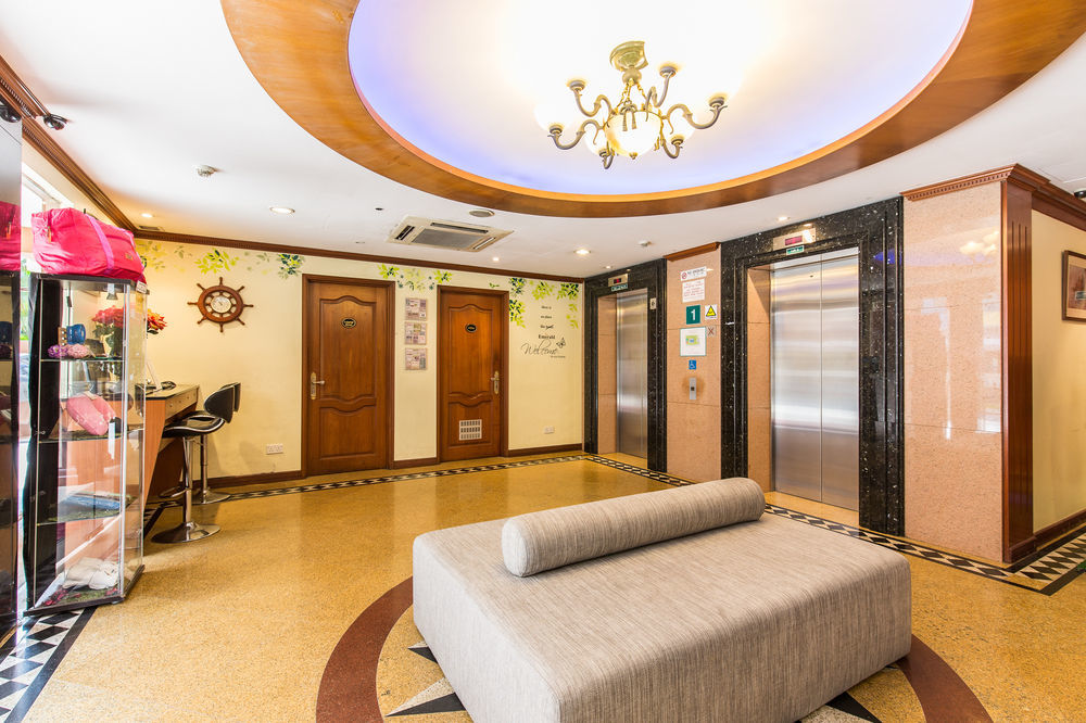 Hotel Ibis Budget Emerald 2*