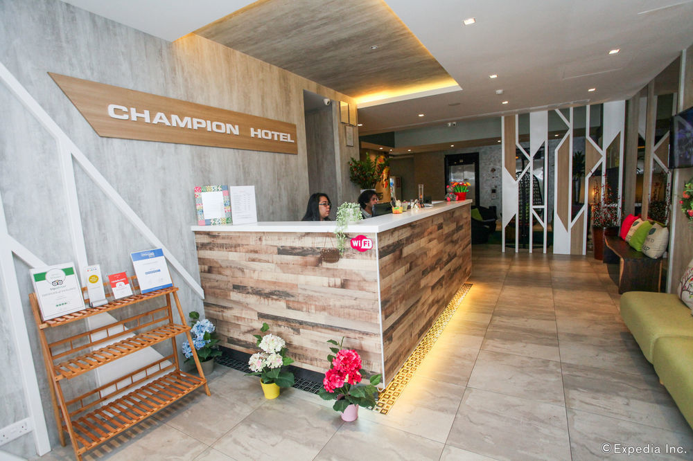 Hotel Champion 3*
