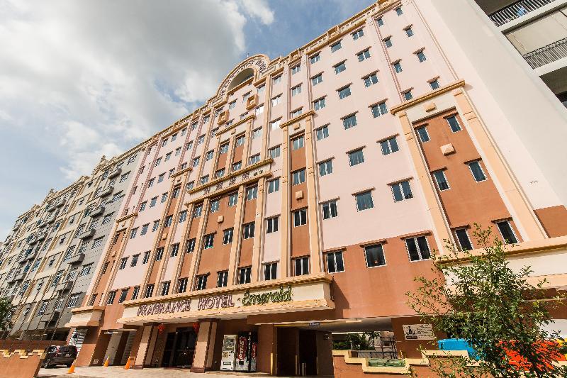 Ibis Budget Emerald 2* Singapore
