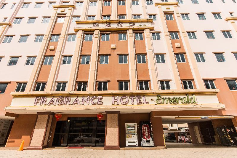 Ibis Budget Emerald 2*