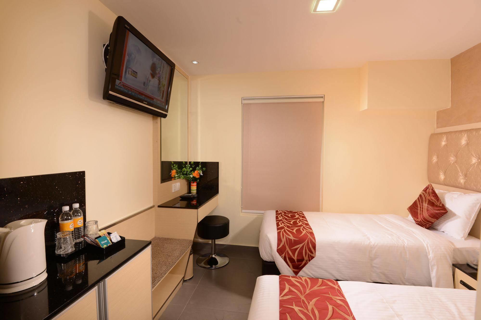Sandpiper Hotel 3*