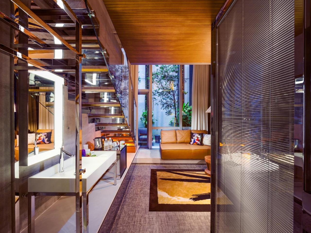 M Social Hotel 4*