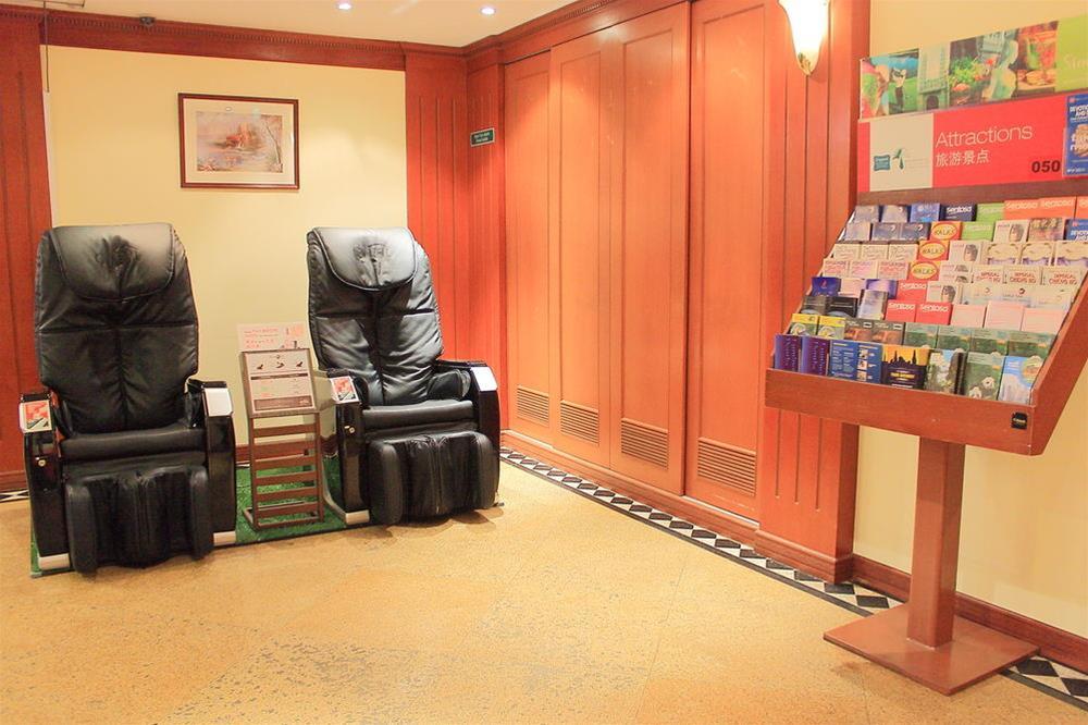 Ibis Budget Emerald 2*