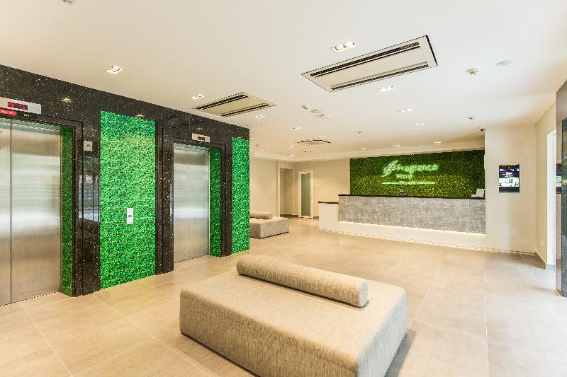 Ibis Budget Emerald 2* Singapore