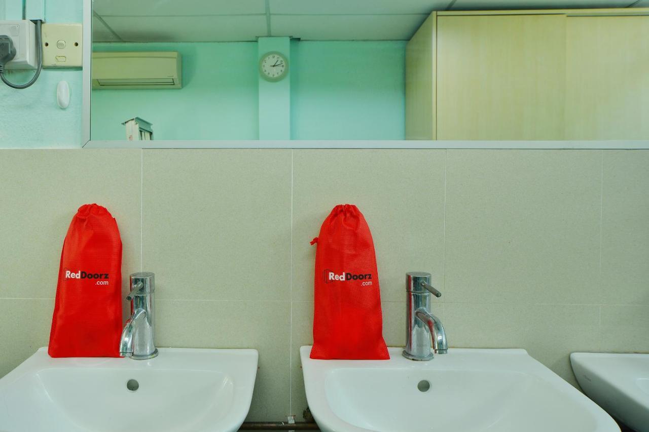 Reddoorz @ Clarke Quay Hostel *