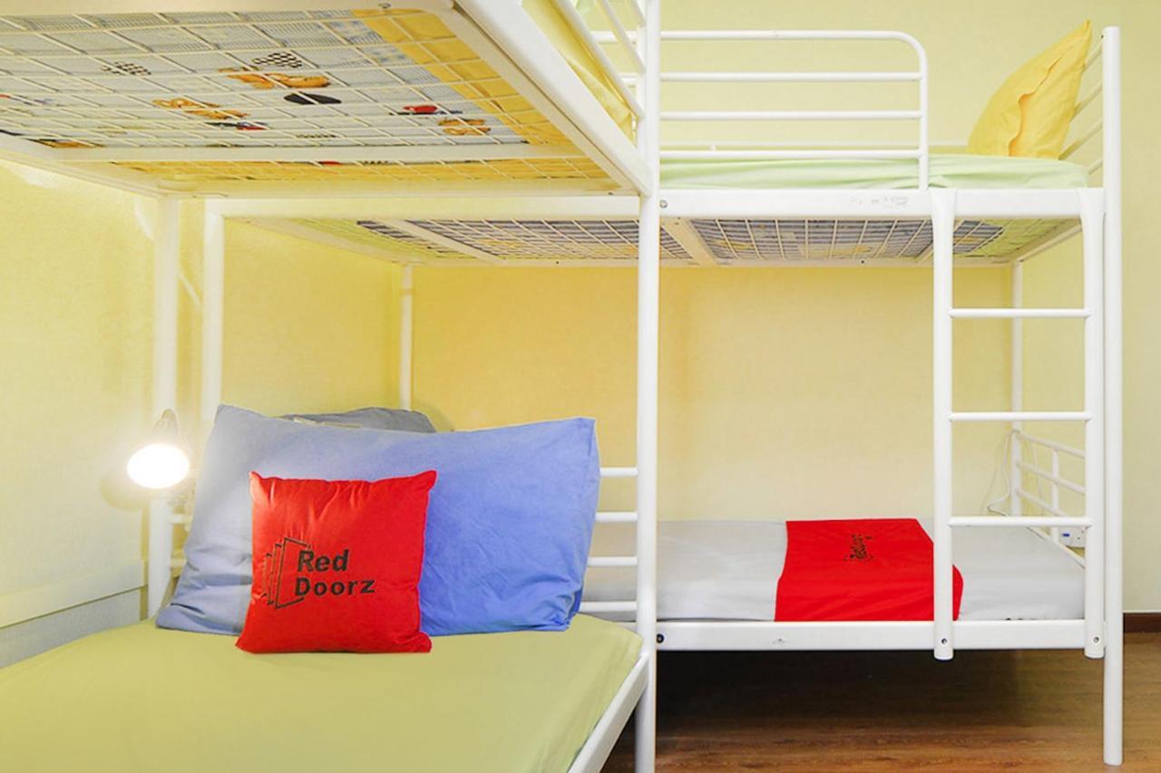 Reddoorz @ Clarke Quay Hostel *
